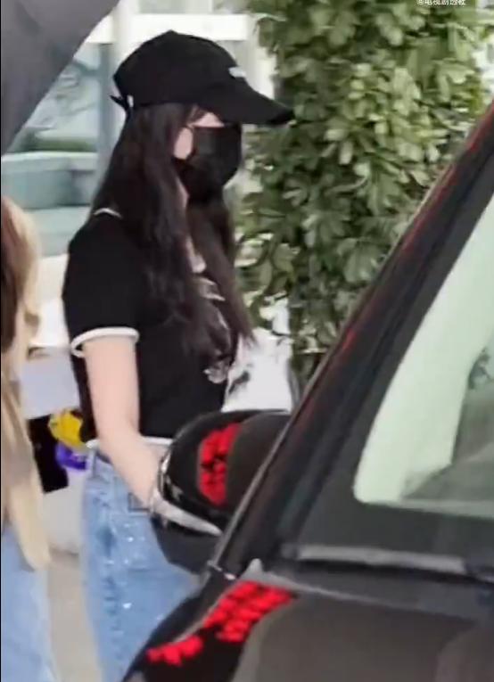 袁冰妍回应偷税事件,袁冰妍澄清税务风波