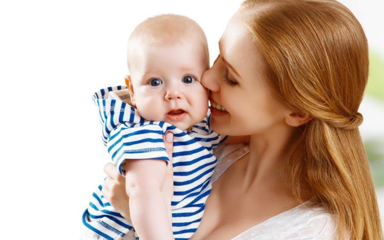 三个月的孩子一天拉四五次怎么办,3个月纯母乳宝宝多久拉一次屎