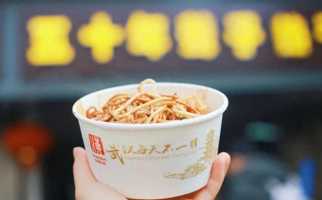 「美食城探秘」：朱一龙新片背后的隐藏美食！