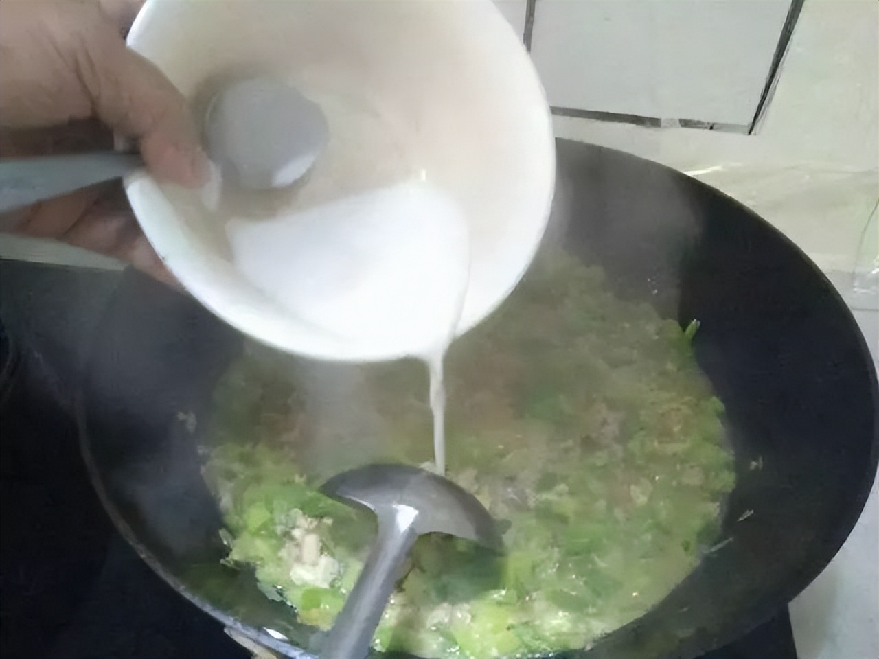 团粉和生粉有什么区别,嫩肉粉生粉团粉的区别