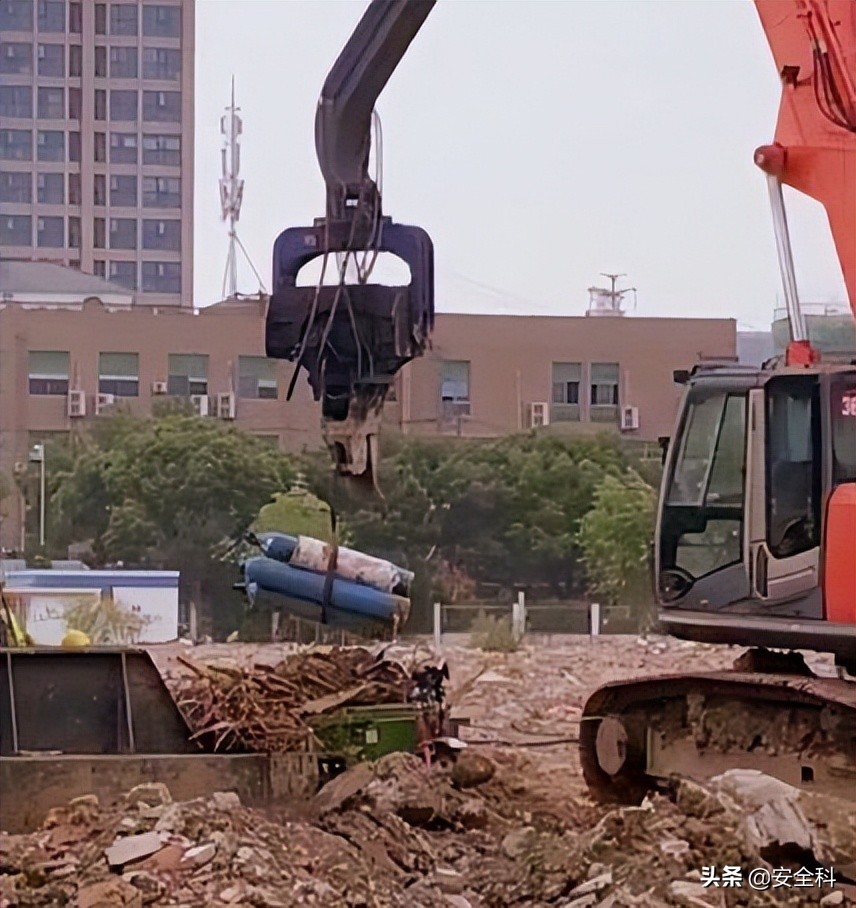 乙炔瓶与氧气瓶的安全距离,乙炔和氧气瓶安全距离是多少