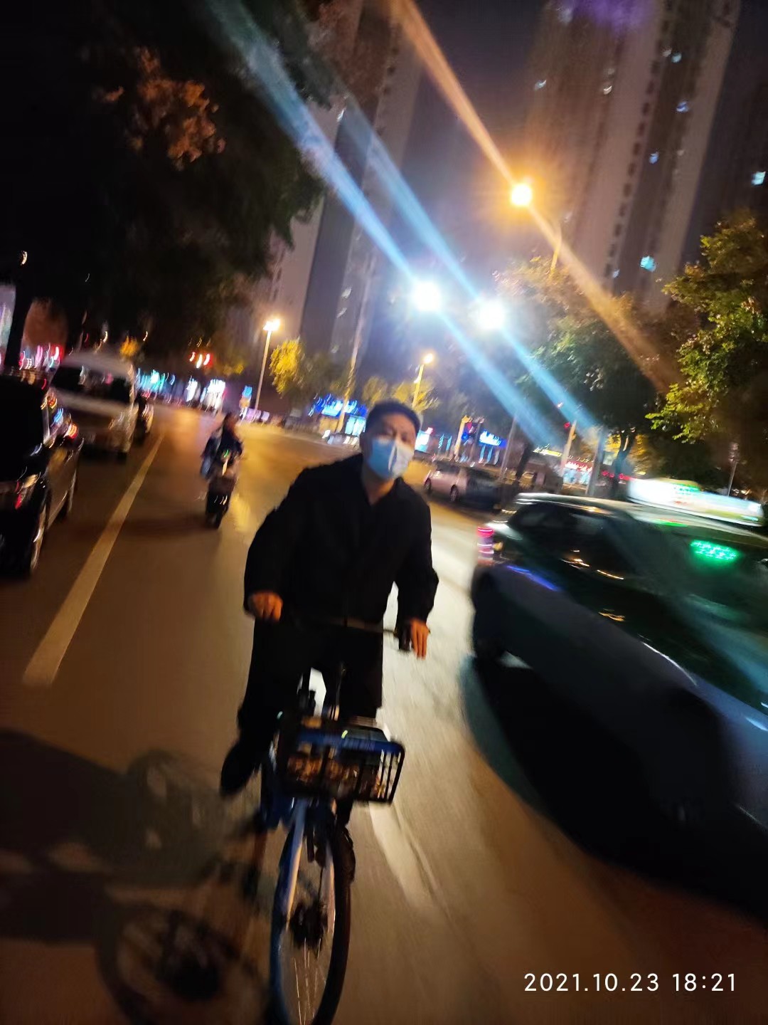 足球诗人贺炜村超,足球诗人贺炜老师