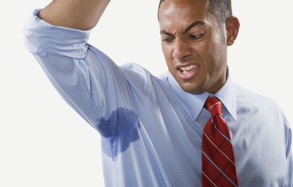 6种出汗暗示身体有大问题,4个部位出汗或暗示身体出问题了