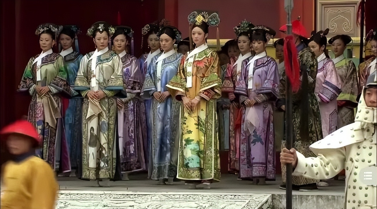 清代嫔妃为何爱穿花瓶底鞋子,古代女子为什么穿花盆鞋