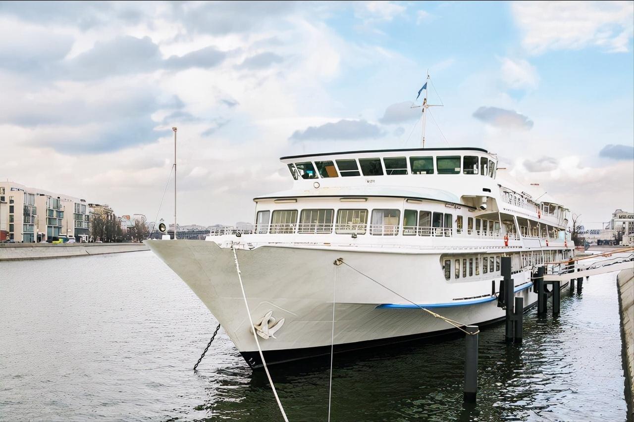 大船每天耗油量有多少？一天用掉一个加油站？名副其实的油老虎