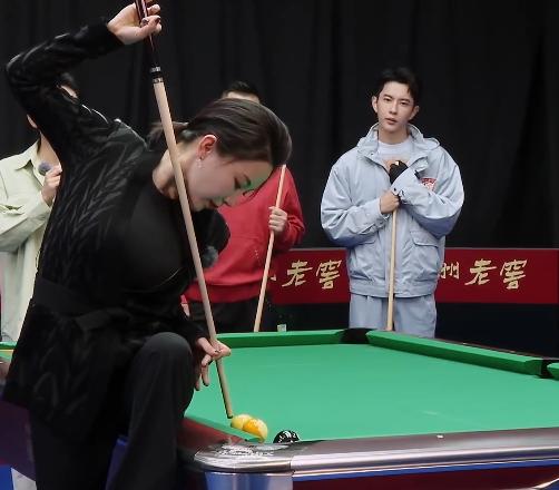 潘晓婷最近参加赵文卓哪个综艺,赵文卓说潘晓婷打球比较难打法