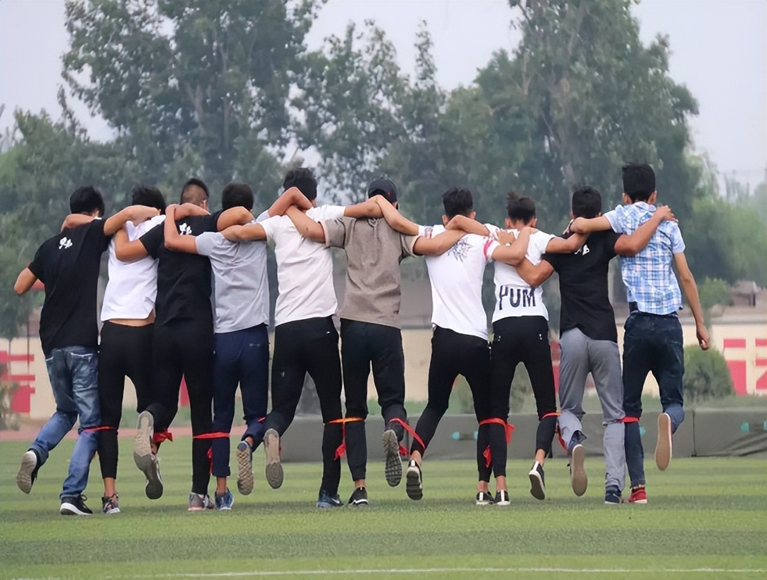 体育活动意外受伤谁负责,学校运动场意外受伤谁负责