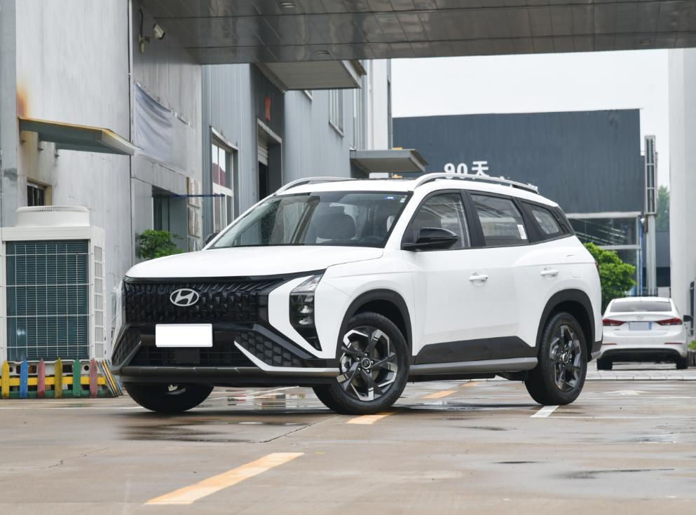 现代全新胜达开到150码,二手胜达和ix35哪个合适