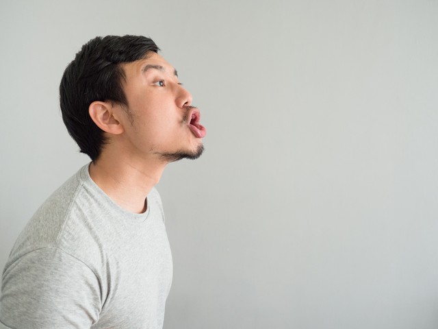 遇到借钱不还的老赖此时撕心裂肺,对付借钱不还的老赖最有效的措施