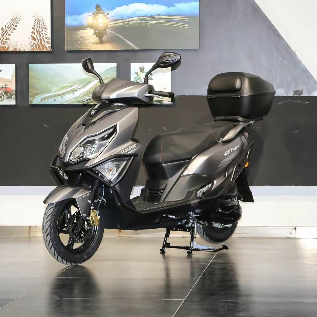 afr125发动机和uy125发动机哪个好,铃木uy和豪爵afr哪个发动机好