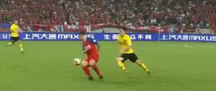 世界足球史上最搞笑的瞬间,世界足坛感人瞬间