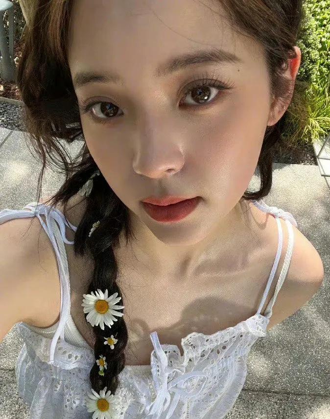 欧阳娜娜猫咪纹baby表情变化,欧阳娜娜小猫纹杨颖表情包