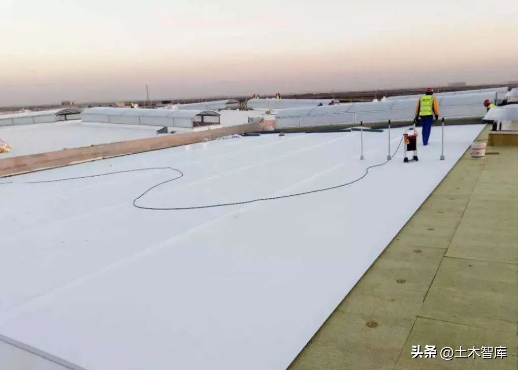 120防水卷材和sbs防水卷材哪个好,高分子单面自粘防水卷材类型