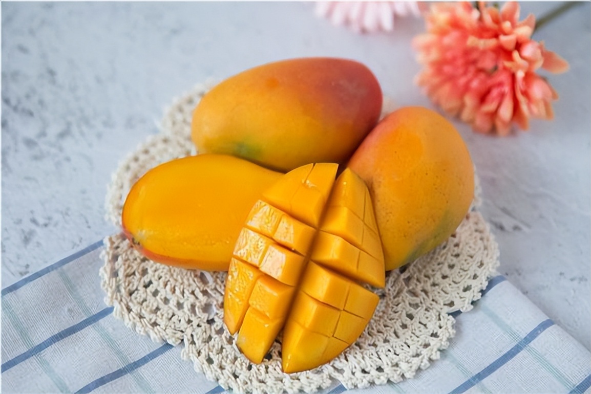 最适合放冰箱冷冻的三种水果,冷冻后更好吃的五种水果小常识