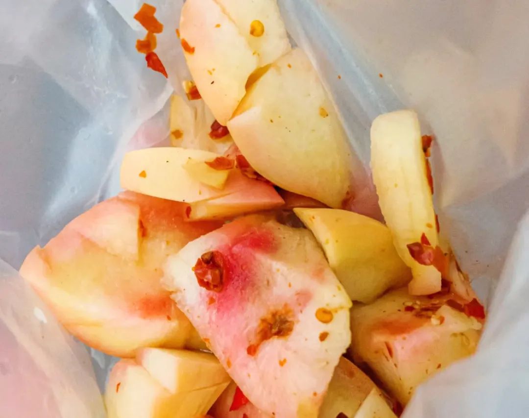 被一碗螺蛳粉耽误的夜宵宝藏,被螺蛳粉耽误的烧洋芋选手