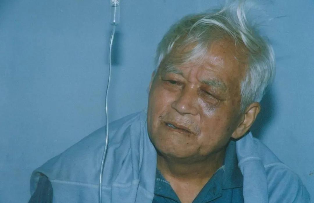 上海74岁老人去世5天后儿子被捕,上海62岁独居老人病死家中