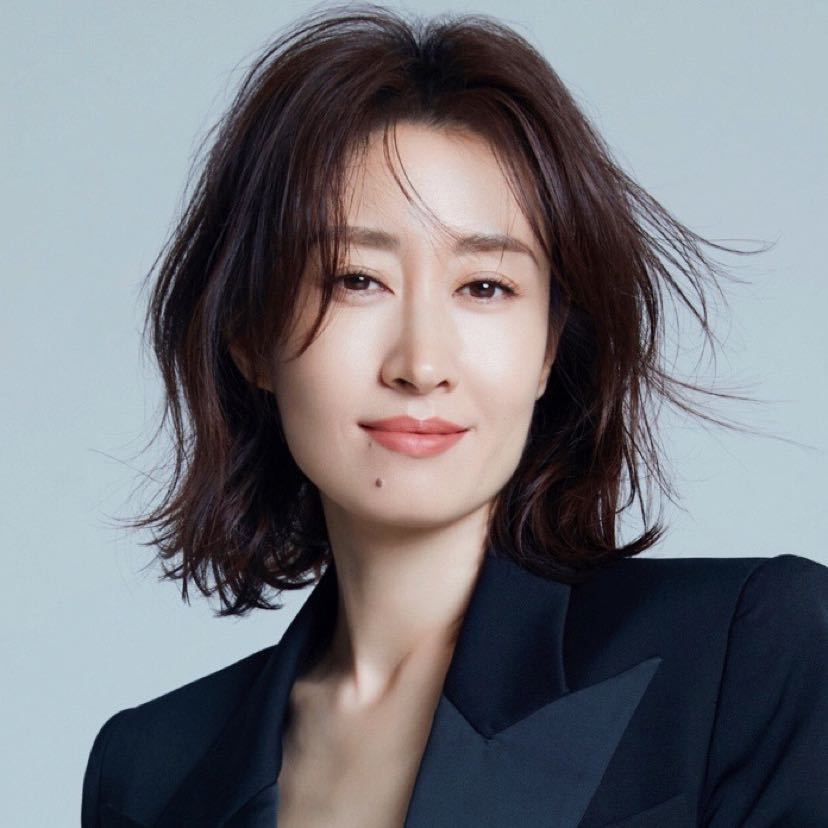 千娇百媚风情万种明星,有美人痣的6位女星