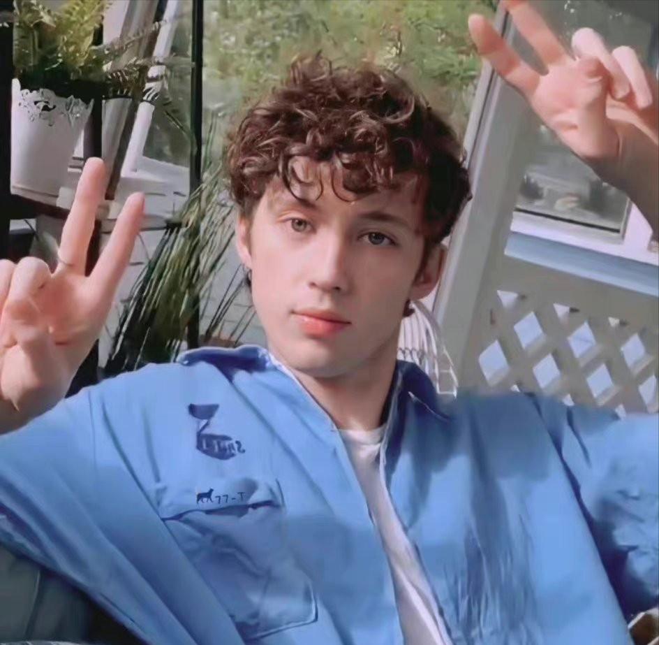 戳爷巅峰颜值,戳爷颜值