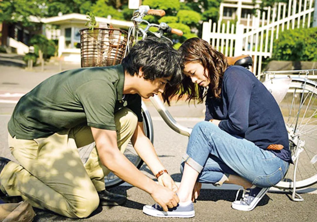 日系三线女星高清写真图,日本十大女神级女星面部特写