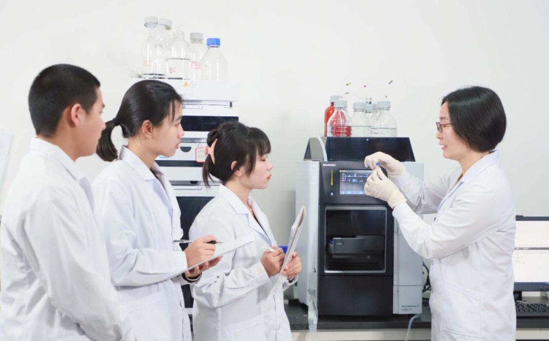 烧钱的大专专业,大学里很烧钱的六个字专业