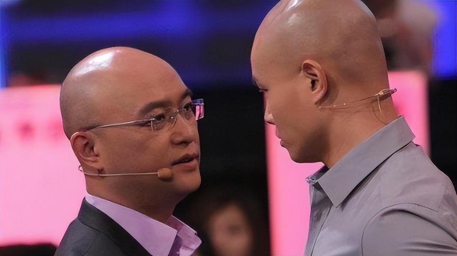 孟非和乐嘉为什么都是光头啊,乐嘉与孟非发生了什么