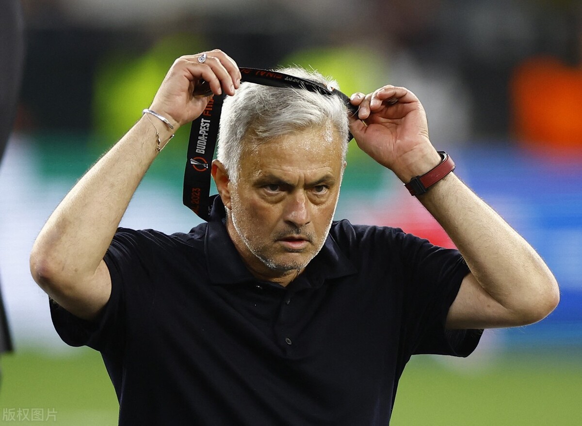 穆鸟最新比赛结果,穆鸟为什么离开热刺