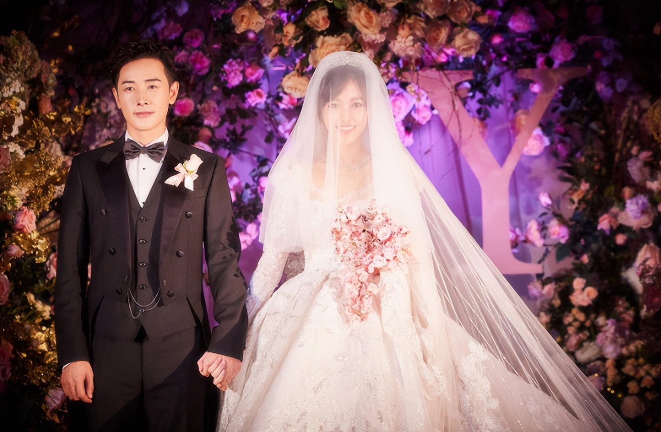 唐嫣自曝和罗晋隔空互动超甜蜜,唐嫣与罗晋甜蜜如初