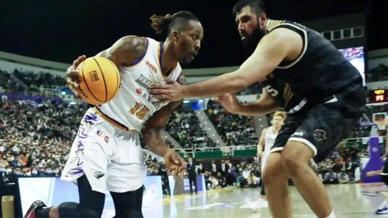 那个扇晕魔兽霍华德的印度巨人，原来这么牛