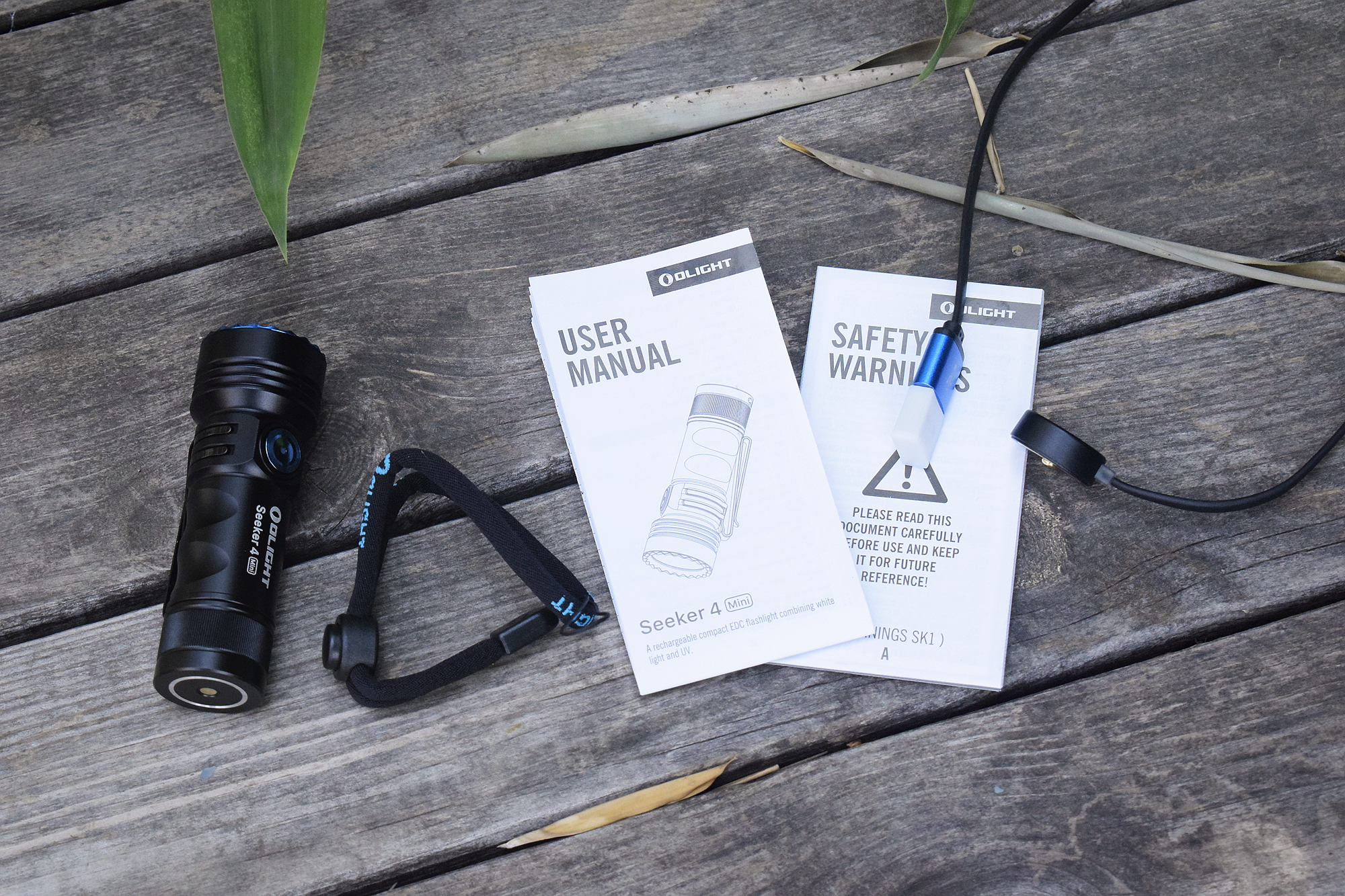 傲雷seeker4手电体验,傲雷seeker4mini限量版