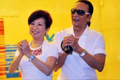 被谢贤养了12年无果，用青春换来2000万，如今38岁的Coco怎么样了