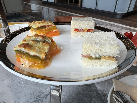 窗含西岭千秋雪成都环球中心雪山,窗含西岭千秋雪魅力成都