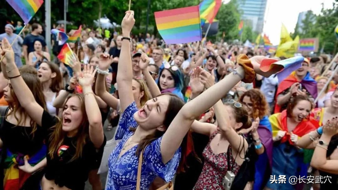 变性从娃娃抓起？这样的“性别教育”，让人细思极恐