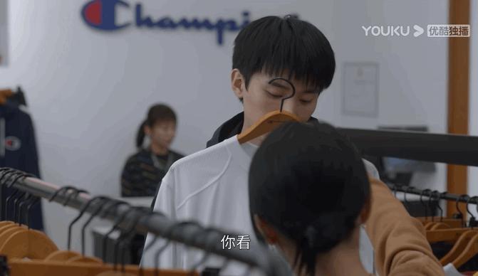 小敏家周迅秦海璐,秦海璐和周迅拍摄小敏家花絮