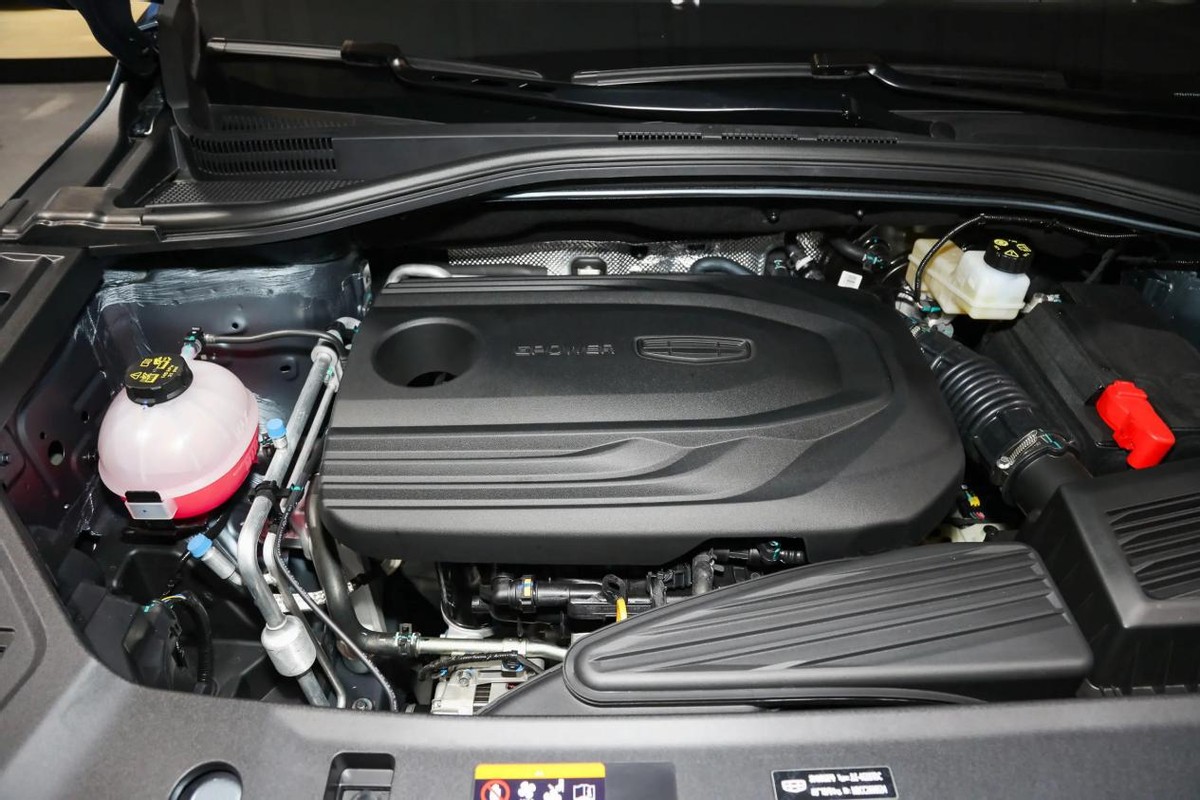 顶配才10万这款suv帅到没朋友,不谈配置10万级别性价比最高的suv