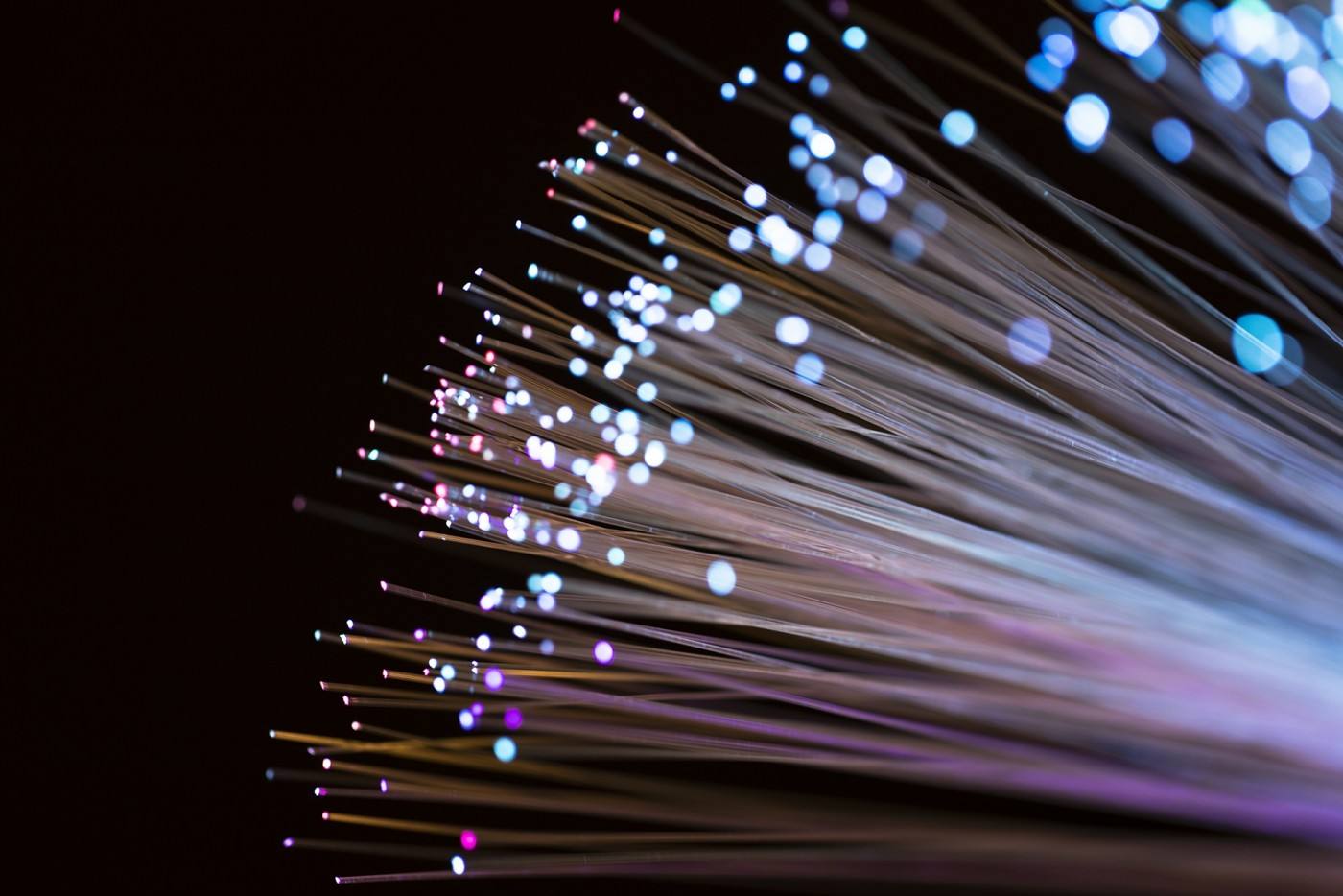 联通宽带入户线是光纤吗,宽带入户一般用的是什么线