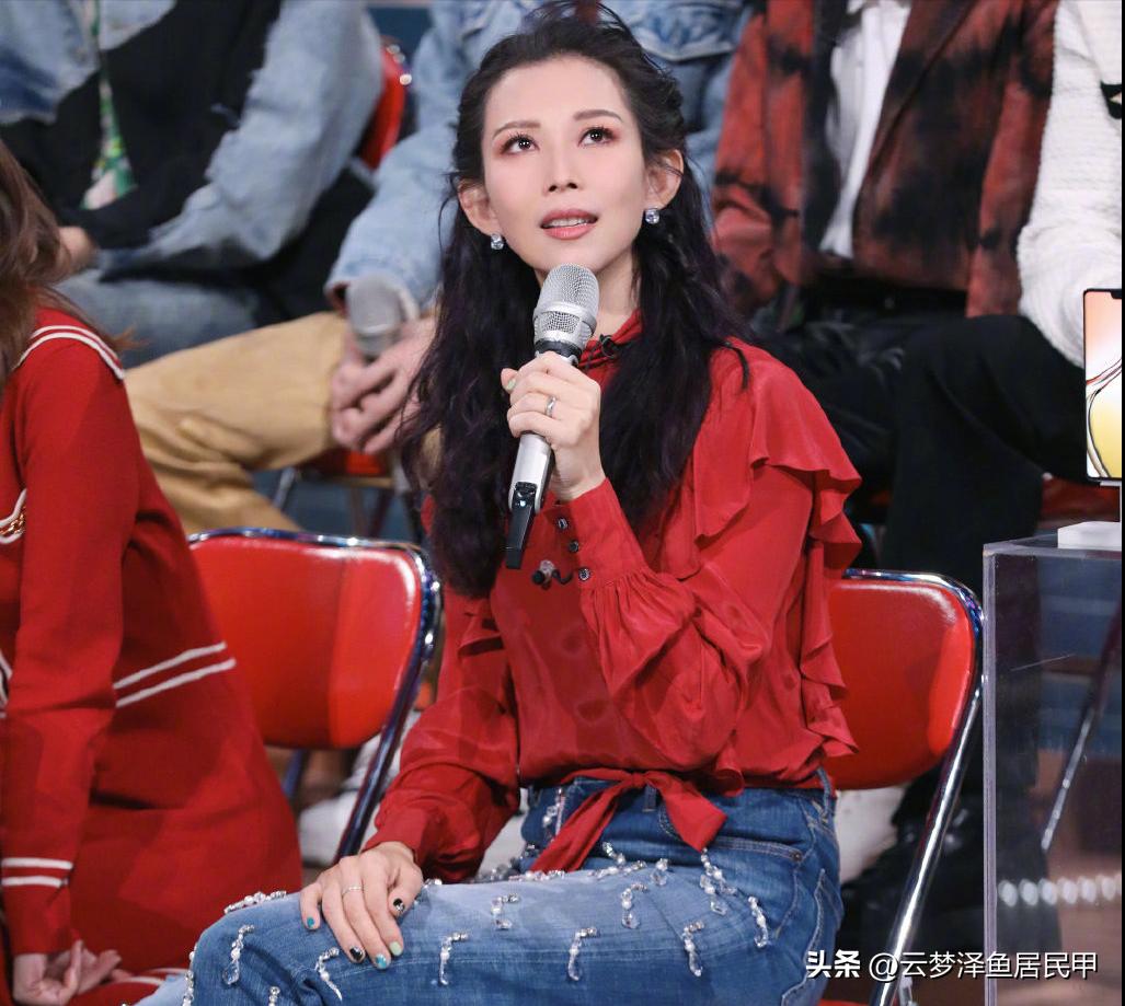 盘点何老师那些年的救场合集,何老师撑起了整个娱乐圈