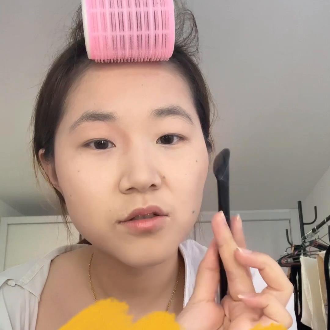 这是换头的程度（抱一丝啊好物分享变成美妆视频了）#反差