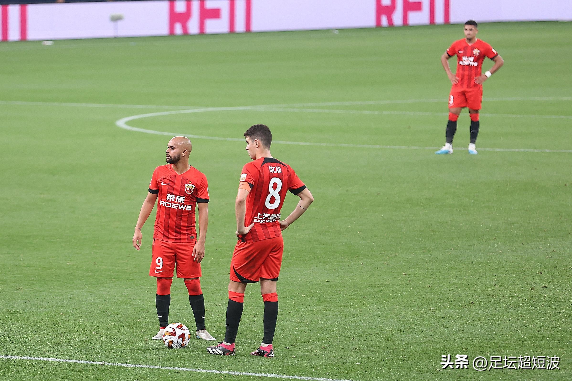 中超各轮最佳阵容,2021外媒评中超最佳阵容