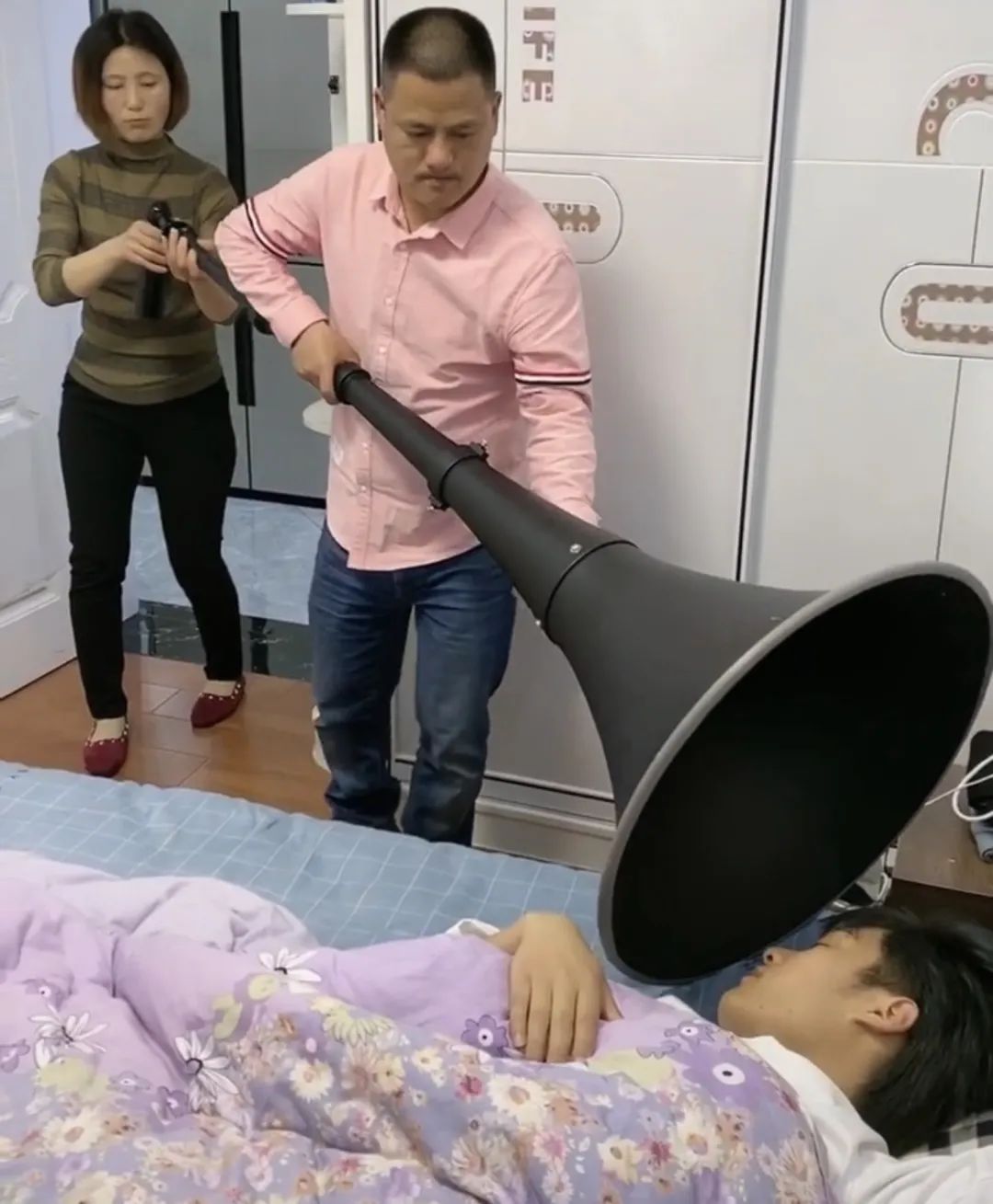 为什么抖音网红动不动就赚几百万,狂赚3亿