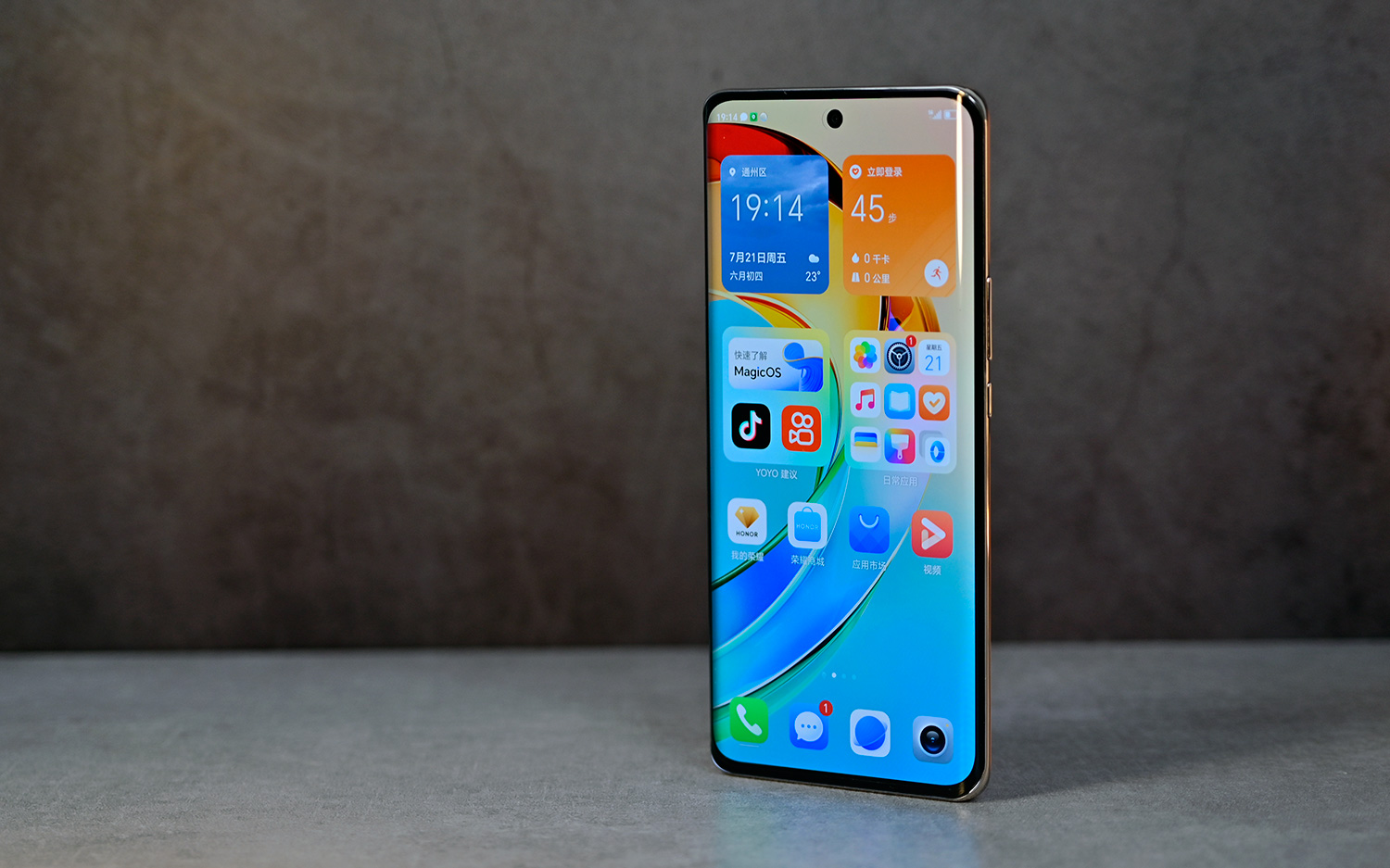 荣耀x50录像自拍镜像,荣耀x50拍照有潜望式长焦吗