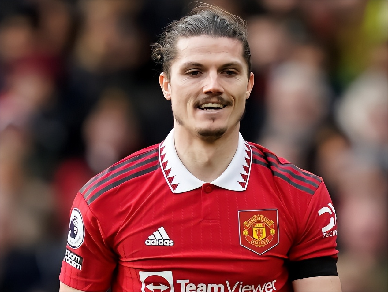 布莱顿VS曼联：两队上演殊死大战，主队上轮比赛取得六球大胜