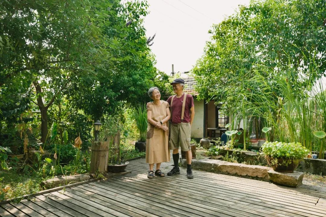 回归乡村的年轻人：自耕自食，无需财务自由