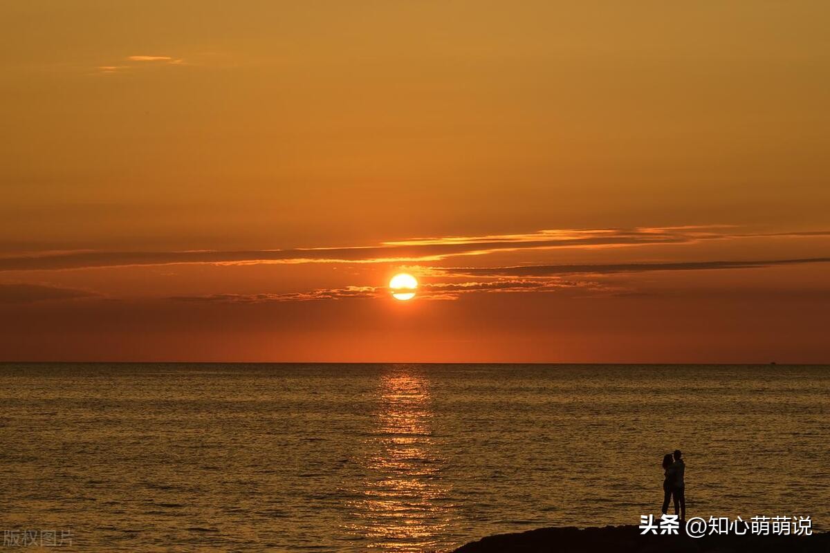 深陷感情漩涡之中无法自拔,感情中如何克服没有安全感的自卑