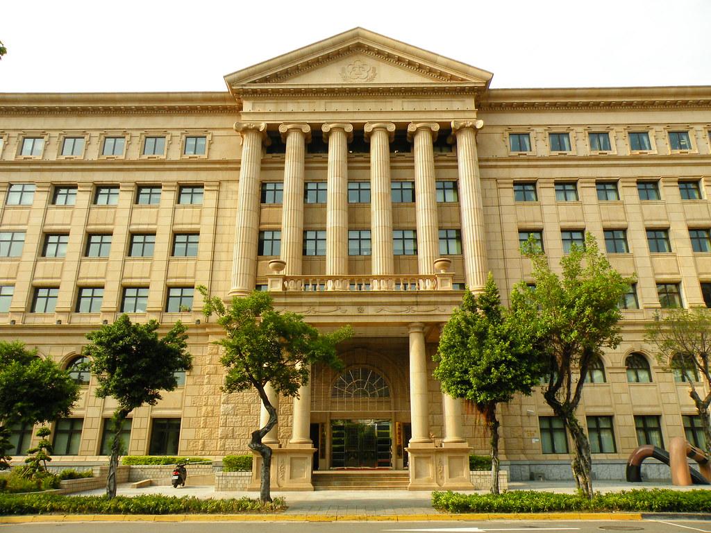 台湾变态爷爷深夜性侵亲孙女！奶奶撞见竟一巴掌扇向女童