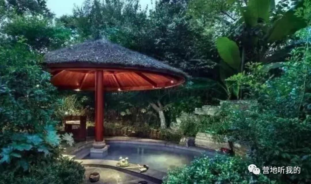 国内好看又好泡的高颜值温泉，每一个都藏着意想不到的美