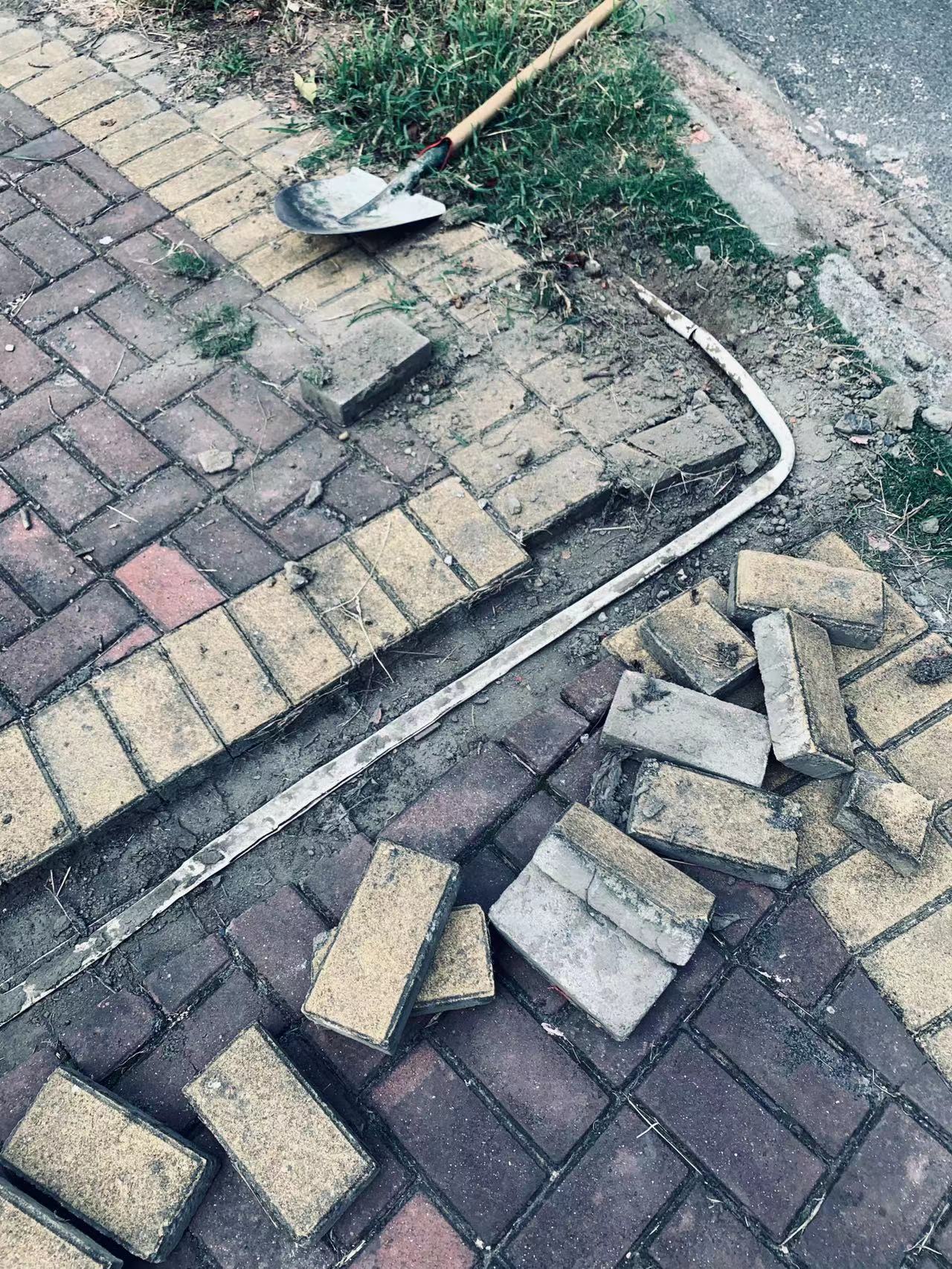 poe监控白天正常晚上黑屏如何解决,poe供电监控就是不出图像