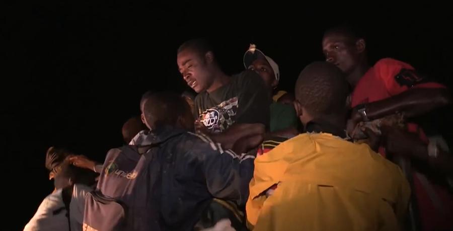 非洲创业天才：进口中国拖鞋，成本15元转手卖40，每天都被抢着买