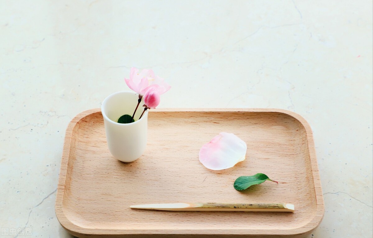 人的烦恼放不下想不开看不透,人的痛苦来源于看不透放不下