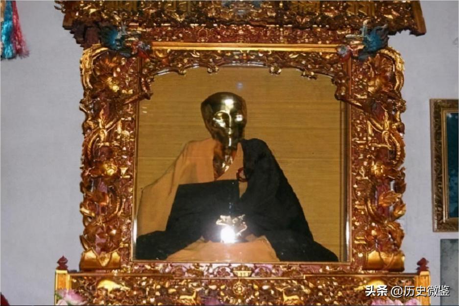 九华山尼姑被害,九华山尼姑死后坐缸三年