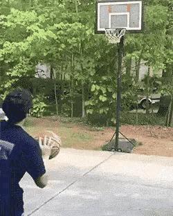 大哥怕是不行了,背是上午踩的,人是下午走的,席是中午吃的